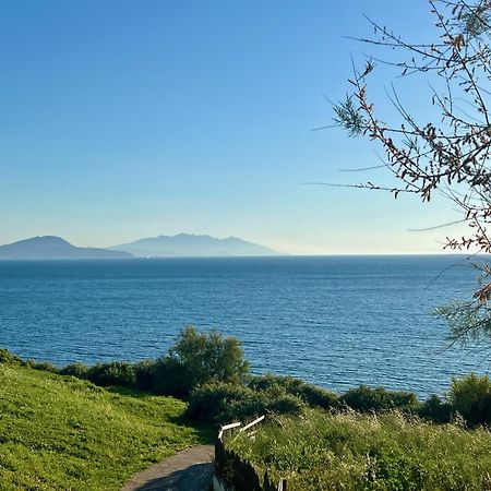 A Un Passo Dal Mare! Apartment ปีออมบีโน ภายนอก รูปภาพ