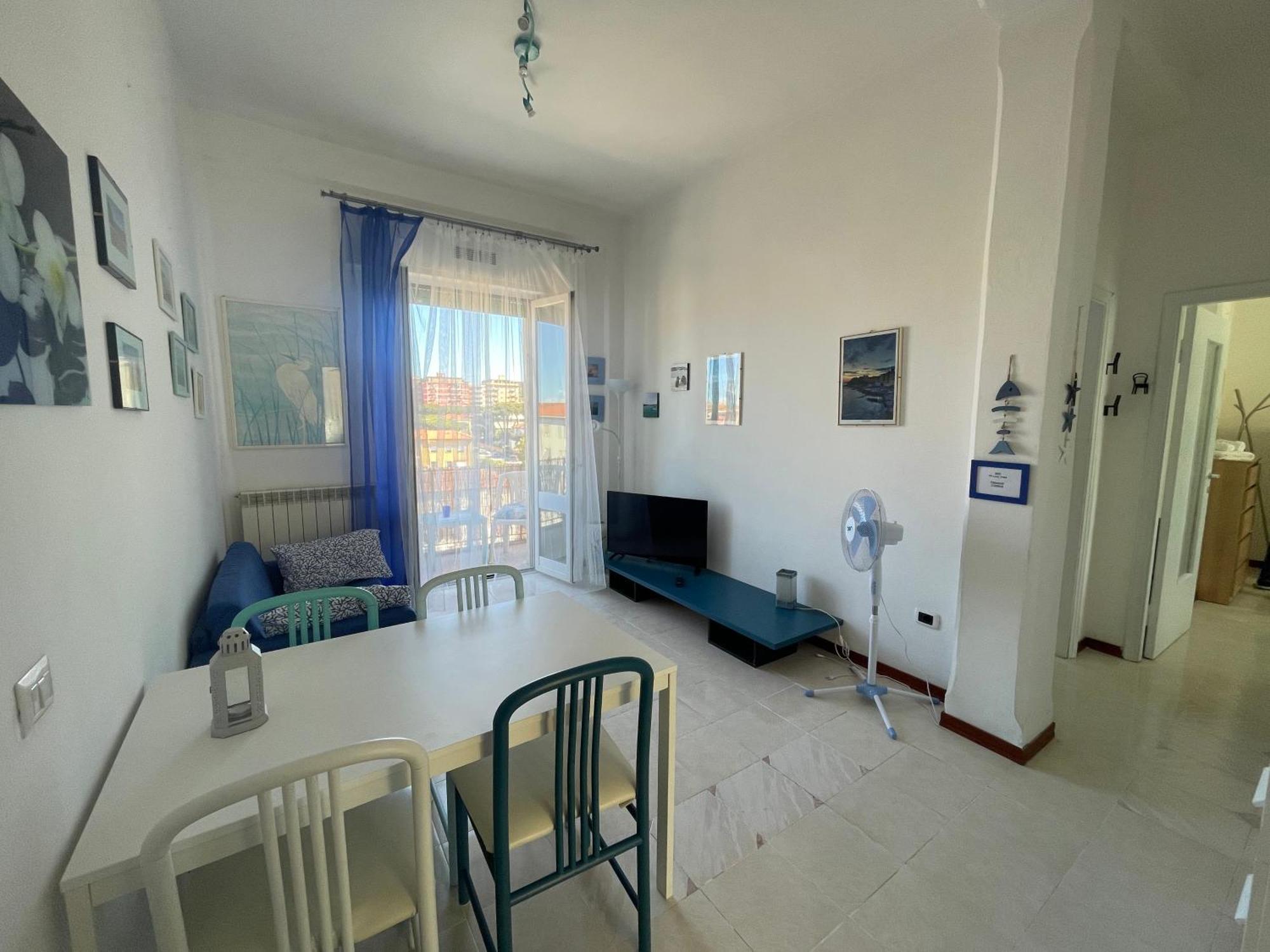 A Un Passo Dal Mare! Apartment ปีออมบีโน ภายนอก รูปภาพ